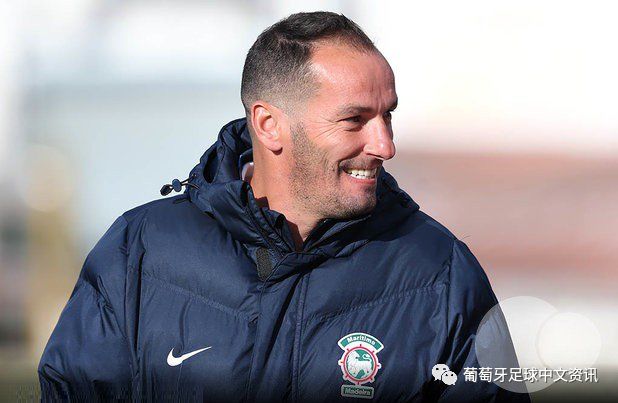 包含波尔图冲刺阶段完成体检；志在葡超名次提升；气氛紧张；临场指挥获称赞的词条