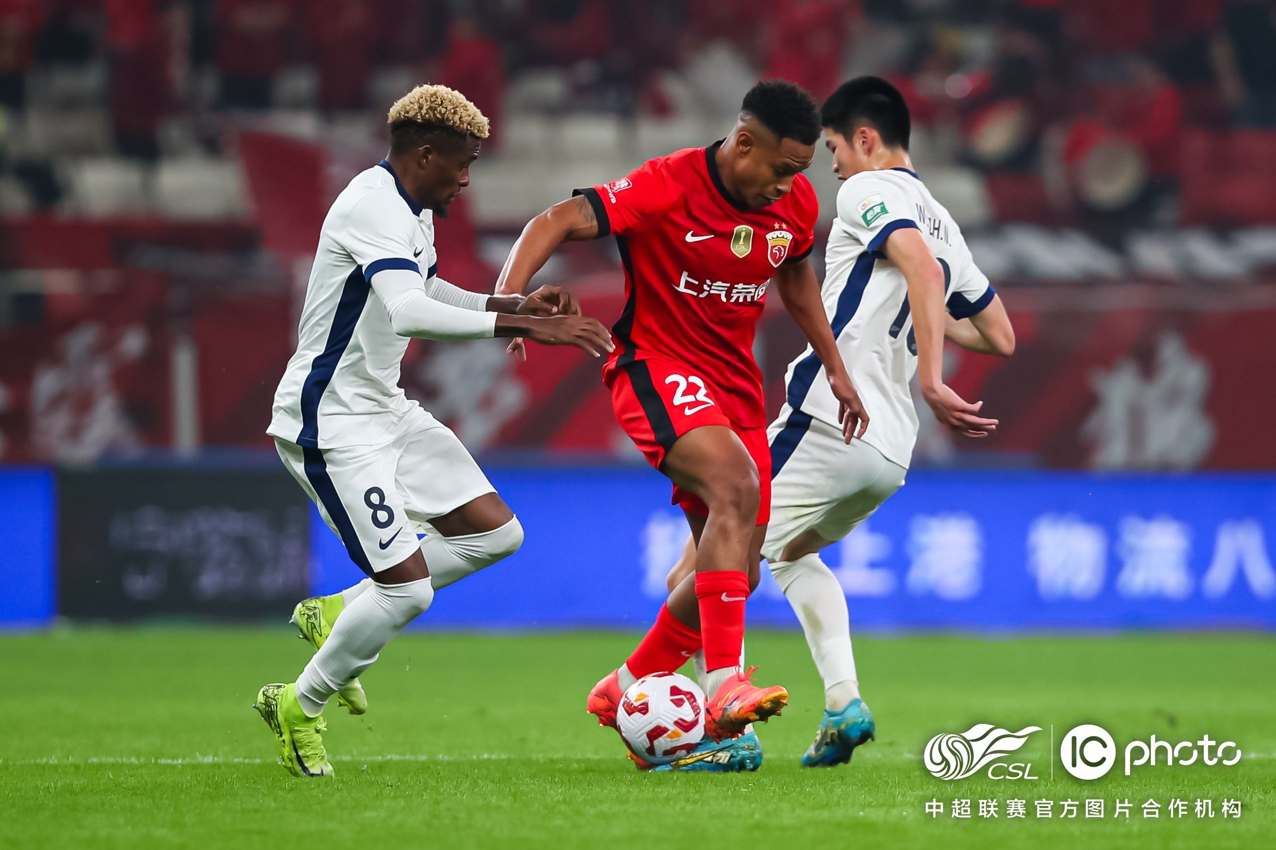 爱游戏-今夜葡萄牙体育备战中超；造点机会细节曝光；信心回归；细节决定成败-爱游戏