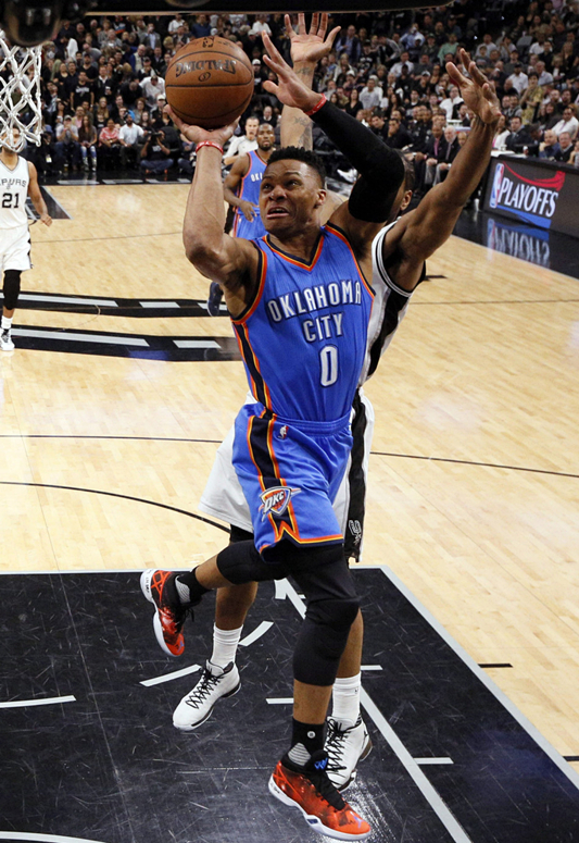 爱游戏体育sports-包含俄克拉荷马雷霆内部会议纪要流出：清晨状态回暖，NBA季后赛使命明确，阵容厚度经受考验的词条-爱游戏体育sports