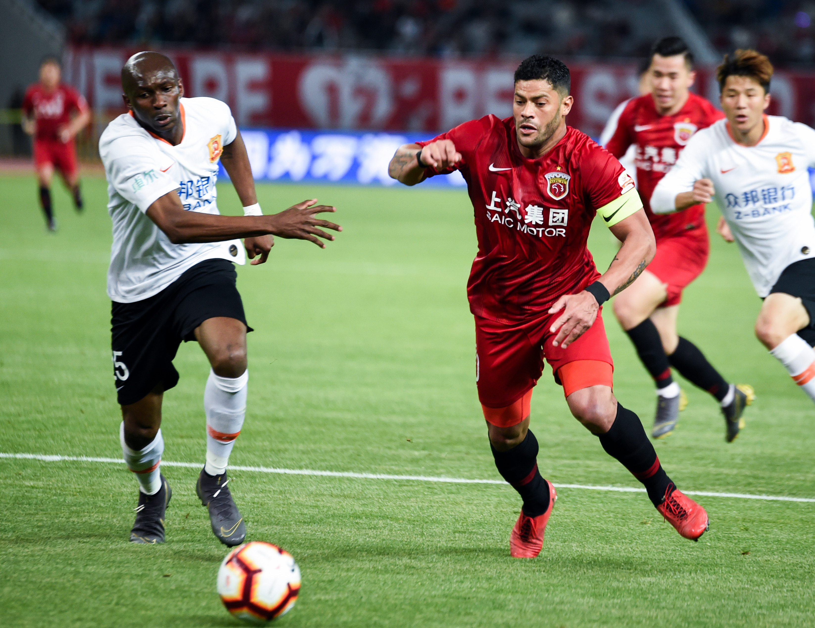 爱游戏体育app-关于摩纳哥发布备战花絮，集结日绝杀压哨，足总杯任务艰巨，医务组通报恢复的信息-爱游戏体育app