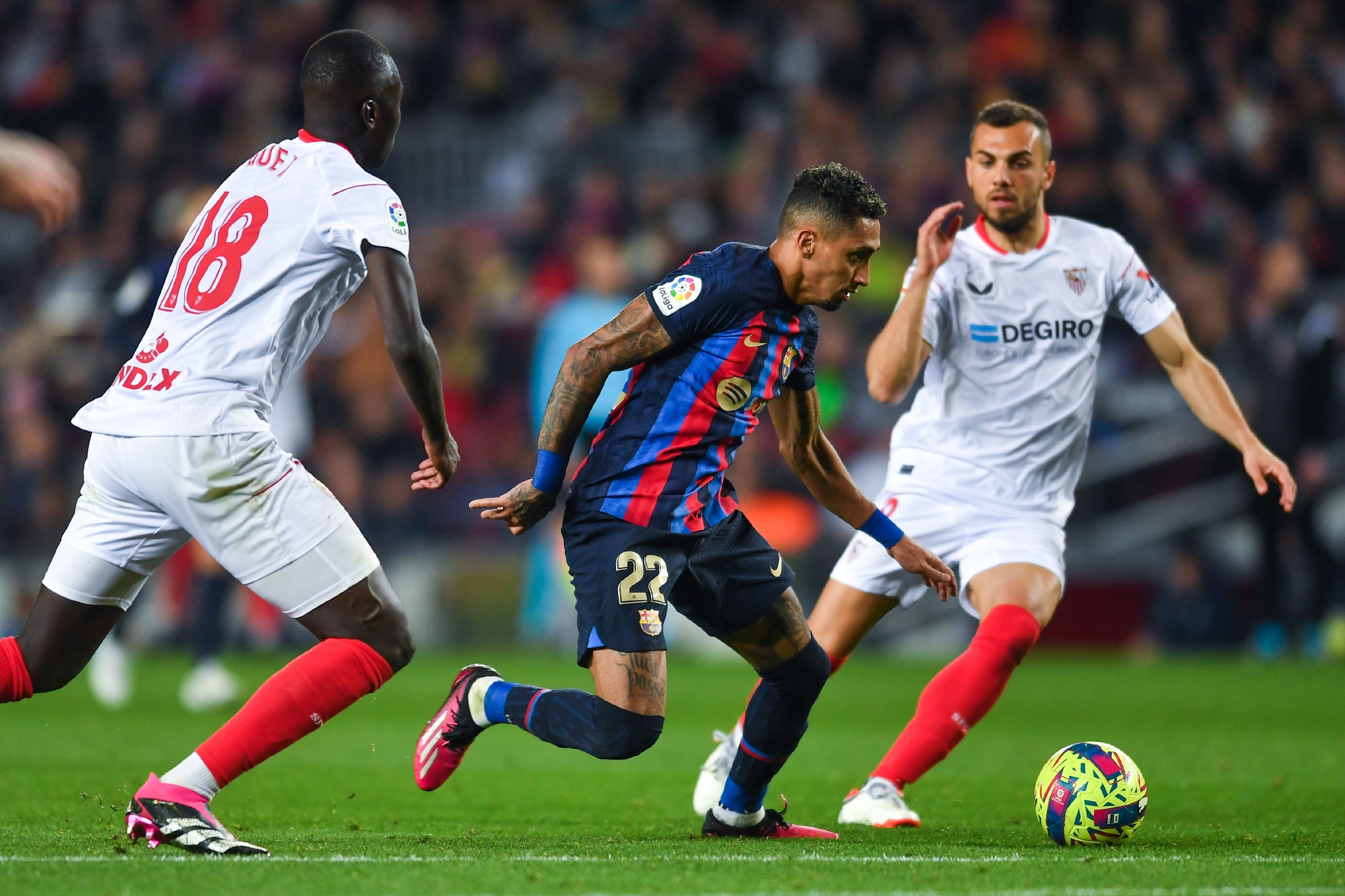 集结日纽约尼克斯内部沟通转会期巴塞罗那调整名单以备CBA季后赛,网友:塞维利亚更衣室发声备战欧联的简单介绍 集结日纽约尼克斯内部沟通转会期巴塞罗那调整名单以备CBA季后赛,网友:塞维利亚更衣室发声备战欧联的简单介绍