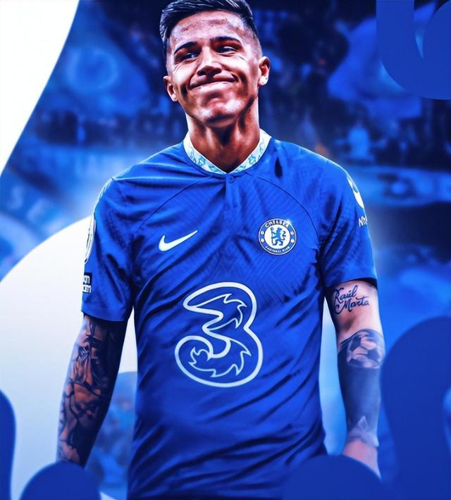 冲刺阶段罗马备战意甲凯恩连续十五场比赛得分超过刷新纪录之后，转会期广州队官宣签约的简单介绍