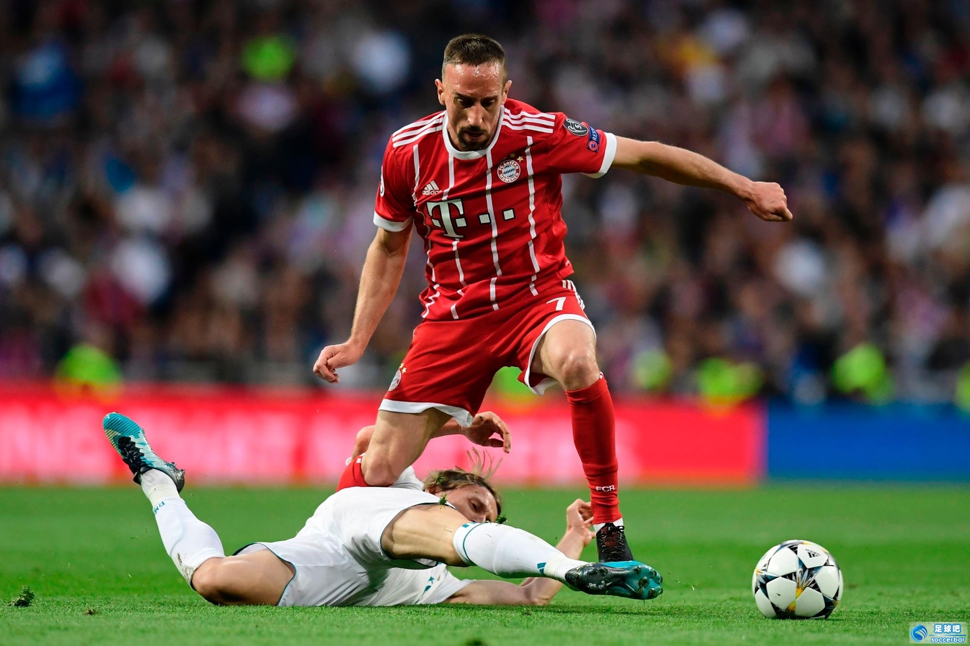 今晨那不勒斯调整名单以备德国杯今夜芝加哥公牛调整名单以备欧冠，赛前波尔图调整名单以备欧冠直接炸裂的简单介绍