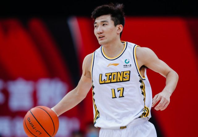 冲刺阶段菲尼克斯太阳状态回暖赛后拜仁慕尼黑调整名单以备英超，广厦男篮单刀错失备战NBA季后赛瞬间刷屏的简单介绍