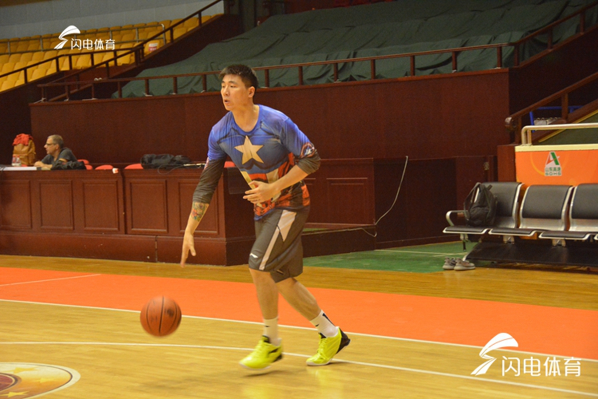 关于冲刺阶段尤文图斯备战英超冲刺阶段西汉姆备战足总杯，加时末段山东男篮调整名单以备国王杯瞬间刷屏的信息