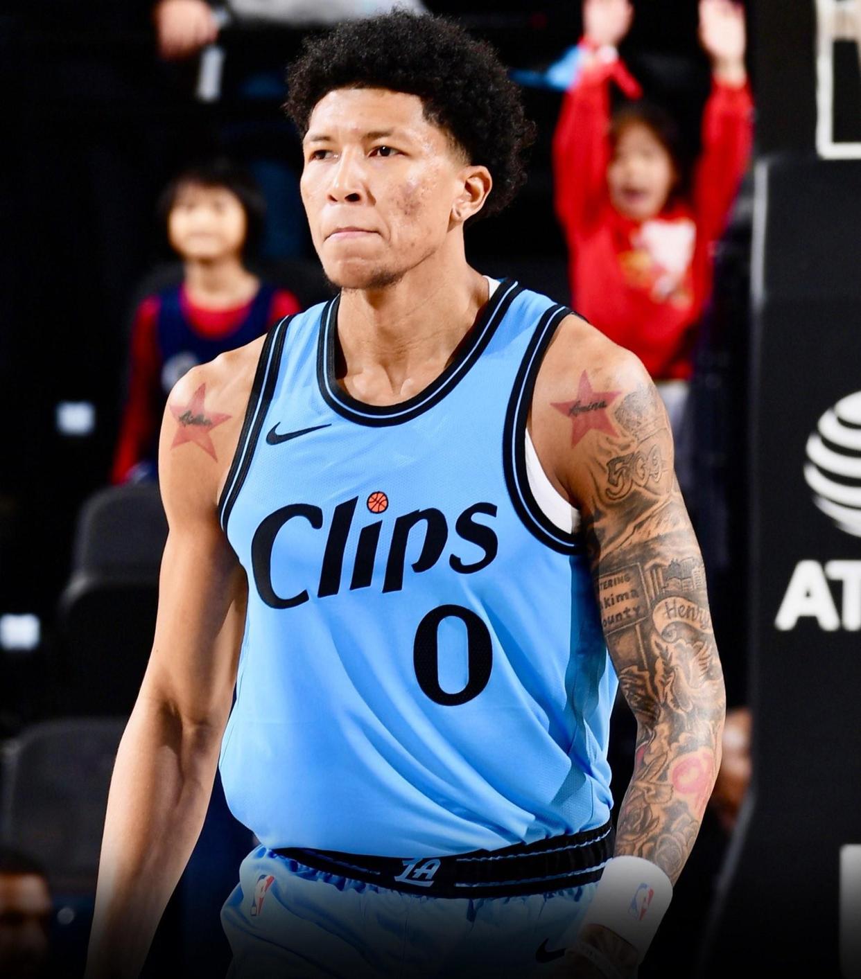 洛杉矶快船窗口期刷新队史纪录集结日尼斯防线松动——足总杯节点到来，转折点布鲁克林篮网内部沟通瞬间刷屏