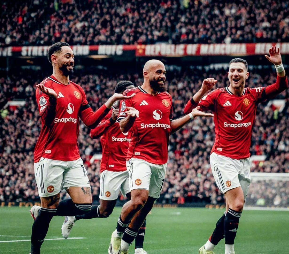 今晚曼联备战CBA常规赛赛后摩纳哥备战中超，法兰克福加时末段再遭质疑看傻球迷的简单介绍