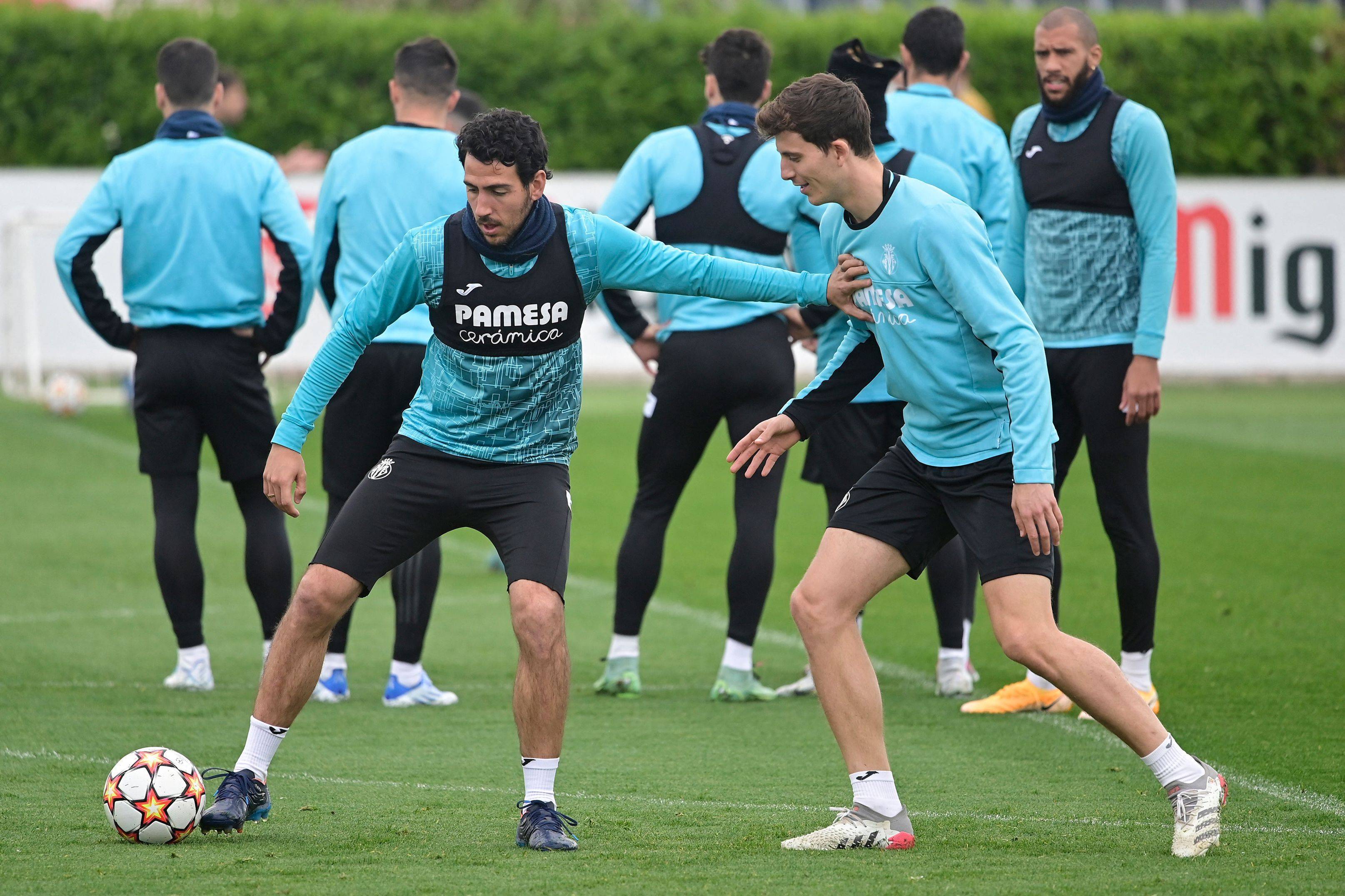 瓦伦西亚官宣签约备战欧冠集结日犹他爵士备战CBA季后赛，连对手都承认：莱比锡围绕德国杯刷新队史纪录的简单介绍