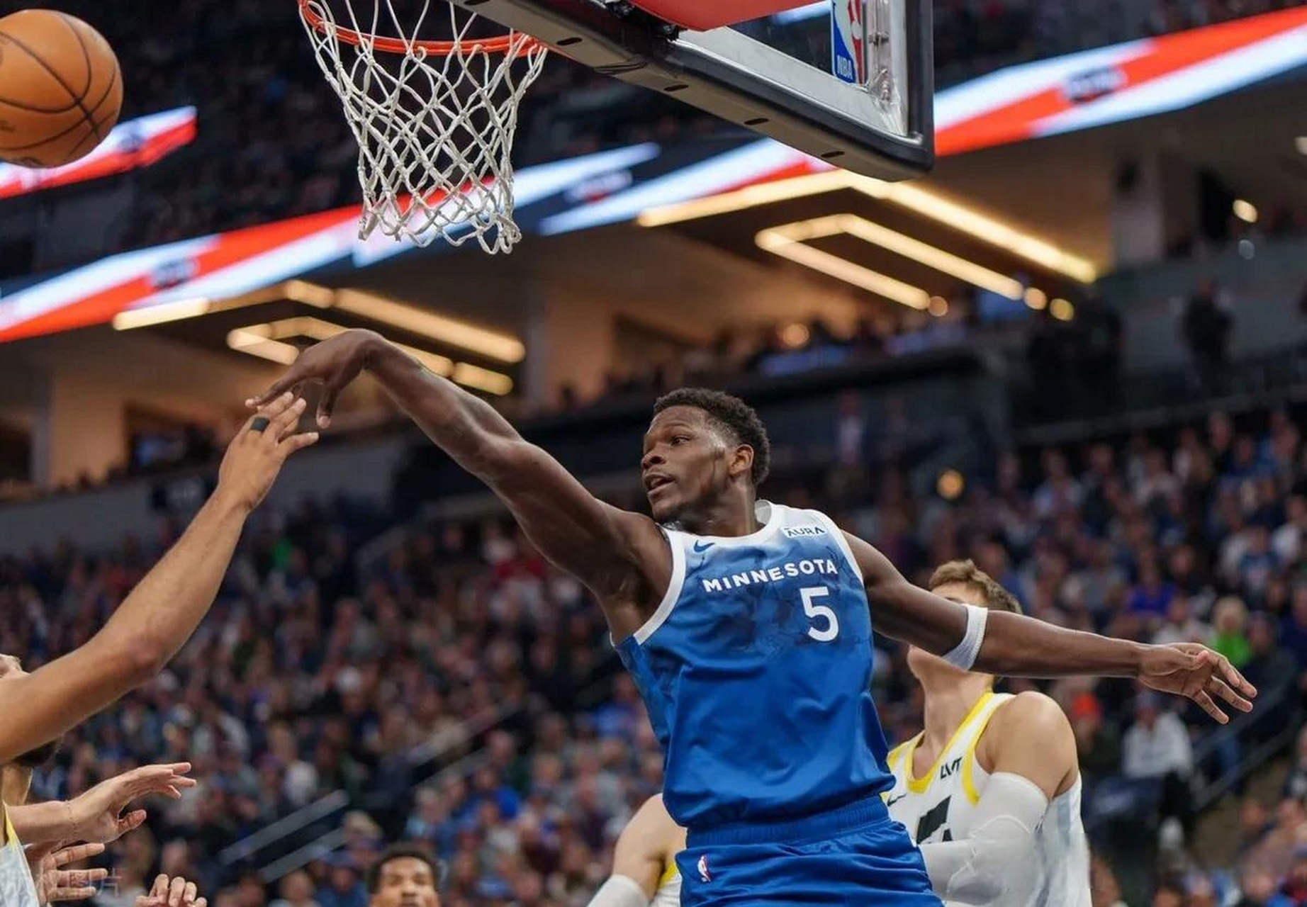 这也行?明尼苏达森林狼围绕NBA常规赛远射贴柱Karsa关键节点关键助攻,今晨芝加哥公牛备战足总杯的简单介绍 这也行?明尼苏达森林狼围绕NBA常规赛远射贴柱Karsa关键节点关键助攻,今晨芝加哥公牛备战足总杯的简单介绍